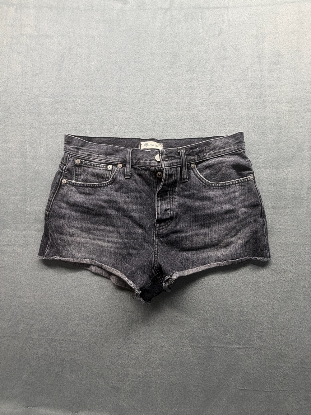 Madewell Relaxed Denim Shorts Black Frayed Button Fly Jean Shorts Sz 29 vacation